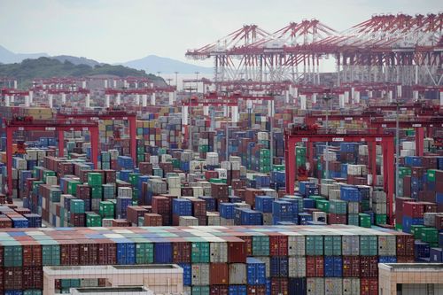 Ác mộng với thương mại toàn cầu từ tâm dịch mới ở Trung Quốc