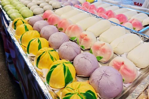 Gần 100 loại bánh dân gian hội tụ ở miền Tây
