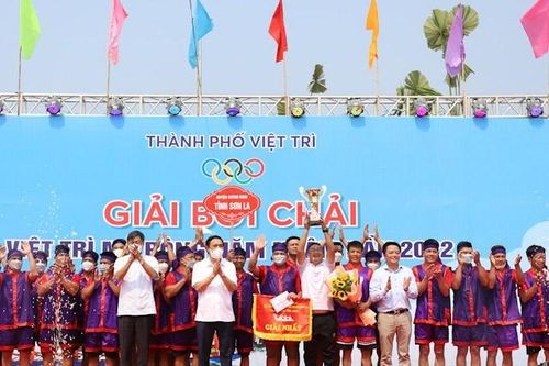 Phú Thọ: Đội chải huyện Quỳnh Nhai (Sơn La) đoạt giải Nhất giải Bơi chải TP Việt Trì mở rộng năm 2022