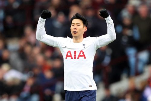 Son lập hat-trick trong chiến thắng 4-0 của Tottenham