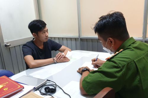 Táo tợn xông vào nhà khống chế, trói người rồi cướp hơn 2 tỷ đồng