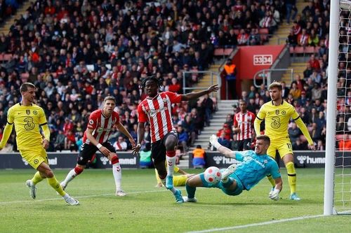 Chelsea 'vùi dập' Southampton