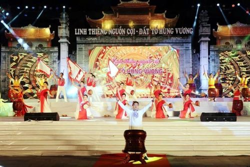 Phú Thọ: Tổ chức chương trình nghệ thuật 'Linh thiêng nguồn cội - Đất Tổ Hùng Vương'