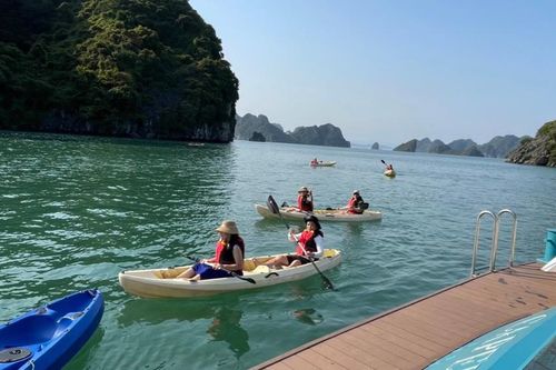 Quảng Ninh đón gần 150.000 lượt khách trong kỳ nghỉ lễ Giỗ Tổ Hùng Vương