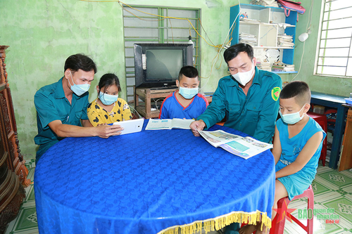 Nuôi lợn đất giúp trẻ mồ côi