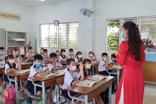 Linh hoạt lồng ghép phòng chống dịch Covid-19 trong trường học