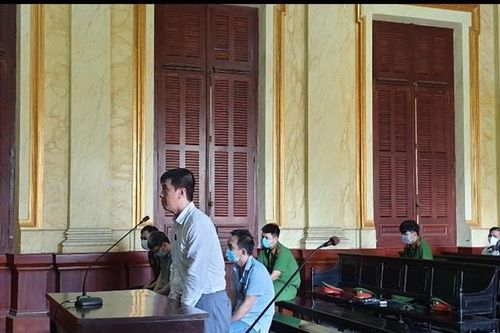 Cựu đội phó Cảnh sát hình sự góp vốn mở sòng bạc