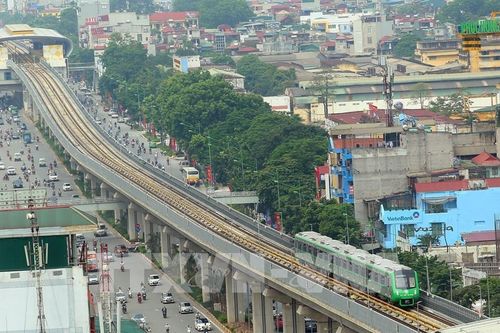 Hà Nội cần chính sách nào để phát triển đô thị và hạ tầng giao thông bền vững?