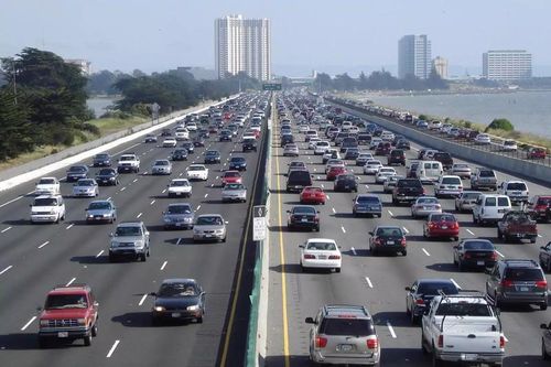 Chi phí sở hữu ô tô tại Singapore tăng cao kỷ lục