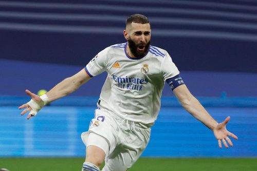 Benzema ghi bàn giúp Real vào bán kết Champions League