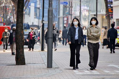 Gần 50% dân số thế giới có thể đã nhiễm virus SARS-CoV-2