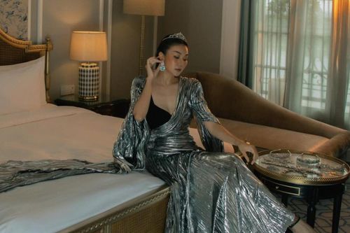 Từ 'cô gái 19' đến chị đại làng mẫu, Thanh Hằng: '1 lần đạt Hoa hậu, cả đời đội vương miện'