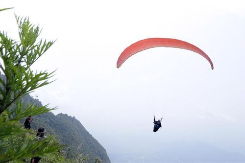 Khai mạc Giải dù lượn đường trường Putaleng quốc tế mở rộng