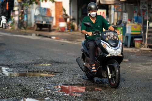 Vì sao sửa mãi không xong con đường 'đau khổ' ở TP Thủ Đức?