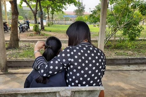 Quảng Trị: Tạm dừng đến trường 2 nữ sinh hành hung bạn học