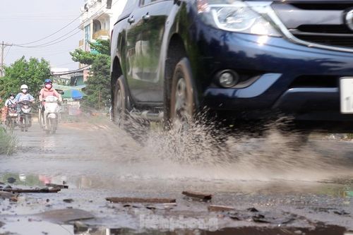 Cận cảnh 'con đường đau khổ' làm 7 năm chưa xong ở TP Thủ Đức