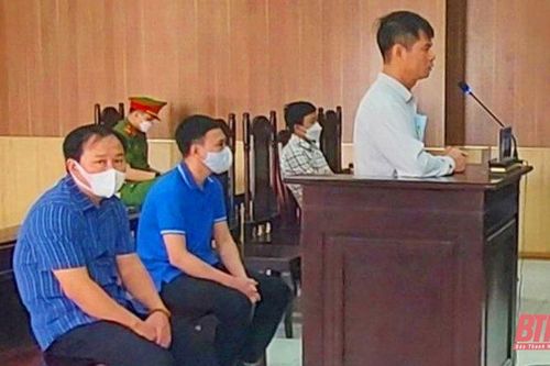 Kế toán nhà trường và 2 nhân viên kho bạc bị kết án do tham ô 1,1 tỉ đồng