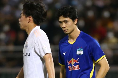 HLV Yokohama thích cách chơi của Công Phượng và Tuấn Anh