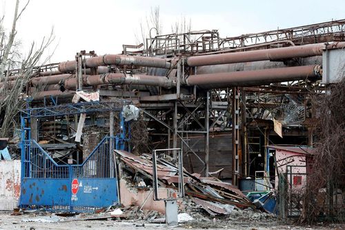 Tỉ phú giàu nhất Ukraine cam kết tái thiết thành phố cảng Mariupol