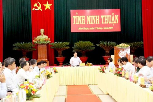 Ninh Thuận phải có tư duy đổi mới, tầm nhìn chiến lược để phát triển nhanh và bền vững