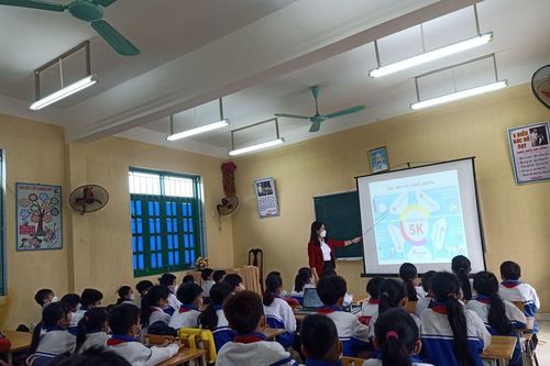 Tuyên Quang: Tổ chức dạy 2 buổi/ngày, sẵn sàng tiêm vắc xin cho trẻ 5-12 tuổi