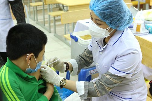 Hình ảnh Hà Nội đồng loạt triển khai tiêm vắc xin phòng COVID-19 cho trẻ