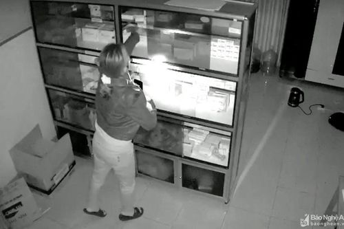 Nghệ An: Cấp dưới lắp camera phát hiện lãnh đạo trạm y tế nhiều lần trộm thuốc