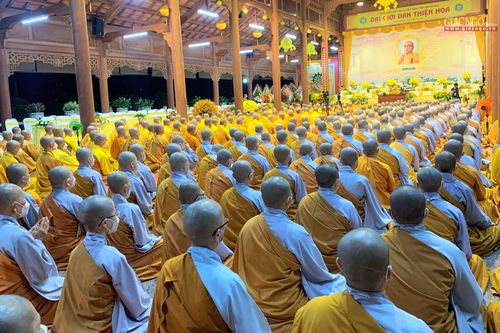 Giáo giới - hành nghi và tuần chiếu, kết thúc ngày sinh hoạt đầu tiên của Đại giới đàn Thiện Hoa