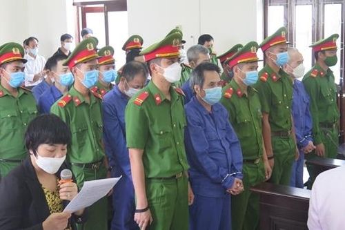 Tử hình 2 đối tượng từ Trung Quốc sang Việt Nam sản xuất ma túy