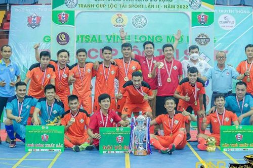 Giải Futsal Vĩnh Long - Cúp Lộc Tài năm 2022: Hủy diệt 'dải ngân hà' Phú Đức Trí, Đạt Vĩnh Tiến lên ngôi thuyết phục