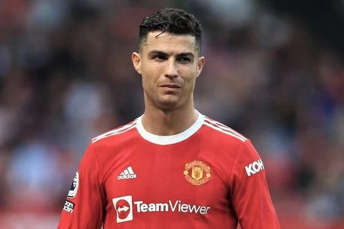 Thế giới bóng đá an ủi gia đình Ronaldo sau cú sốc mất con