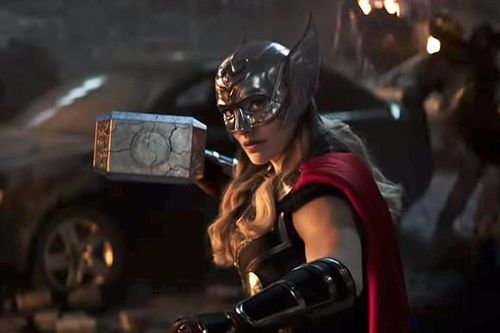 Sửng sốt với Thần sấm phiên bản nữ sẽ lộ diện trong 'Thor: Tình yêu và sấm sét'