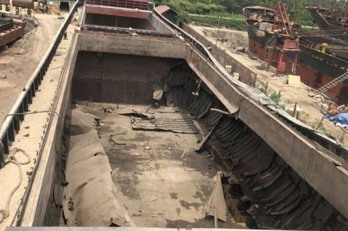 Hải Phòng: Hai người tử vong khi sửa chữa tàu do nổ khí hầm
