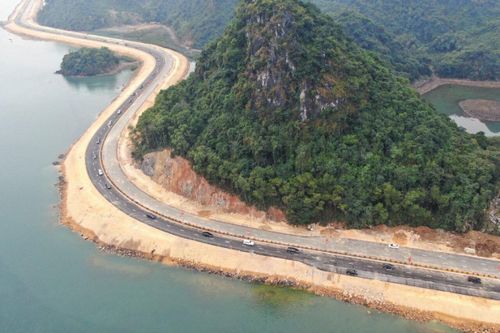 Đảm bảo an toàn đường bao biển Hạ Long-Cẩm Phả theo phản ánh TTXVN