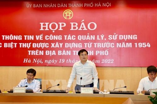 Hà Nội tạm dừng việc bán 600 biệt thự cũ