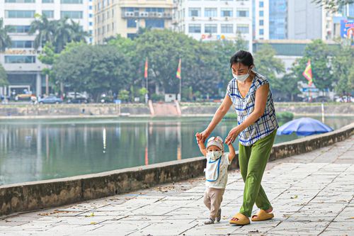 Cận cảnh hồ Ngọc Khánh - khu phố đi bộ sắp được thí điểm tại Hà Nội có gì?