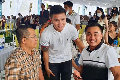 Quang Hải dự đám cưới Tấn Tài