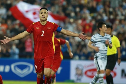 Cổ động viên Đông Nam Á phản ứng bất ngờ về trận hòa của U23 Việt Nam