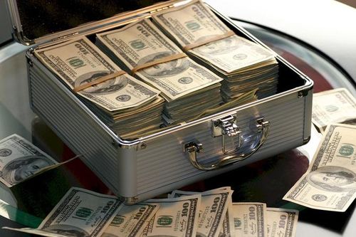 Dù tài sản tăng nhưng các tỷ phú Mỹ chưa nộp thuế