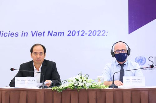 Việt Nam đối mặt nguy cơ 'già trước khi giàu'