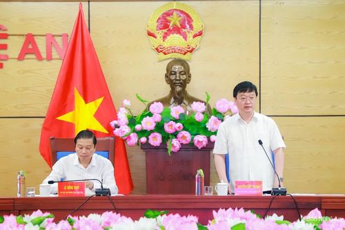 Chủ tịch UBND tỉnh: Các địa phương phải rốt ráo hoàn thành giải phóng mặt bằng cao tốc Bắc - Nam