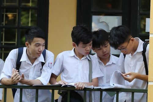 Bộ GD-ĐT nói gì về việc môn Lịch sử là môn học tự chọn ở cấp THPT?