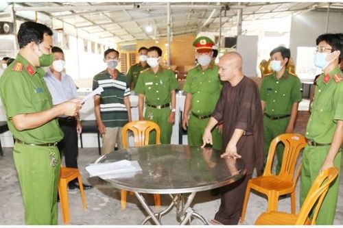 Bắt giữ đối tượng Hồ Hữu Phúc kẻ nhận nuôi nhiều trẻ mồ côi rồi hành hạ