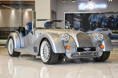 Cận cảnh Morgan Plus Six 2022 tại Việt Nam