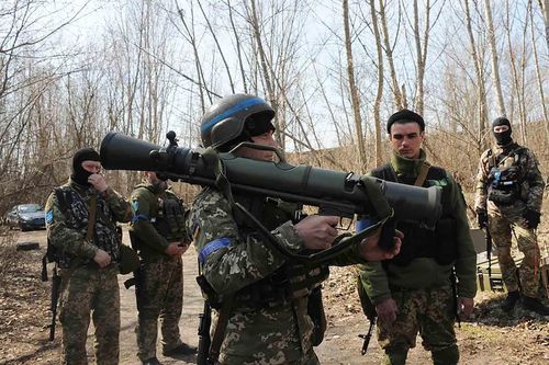 Phương Tây cung cấp vũ khí gì cho Ukraine