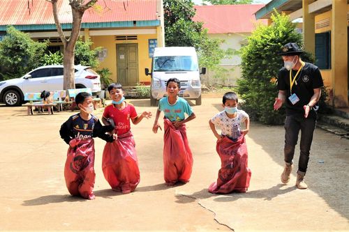 Trải nghiệm trò chơi dân gian trong ngày hội 'nụ cười Đắk Nông'