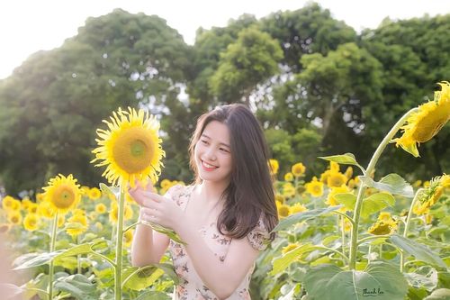 Cô gái trẻ truyền cảm hứng tích cực, lối sống lành mạnh từ những bữa ăn chay đầy màu sắc