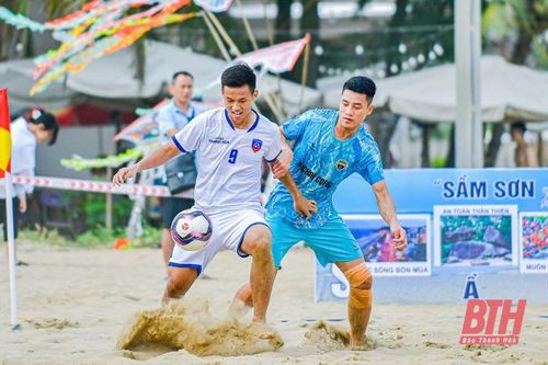 Ngược dòng ngoạn mục, FC Chinh Chiến có thắng lợi đầu tiên tại giải bóng đá bãi biển VĐQG 2022