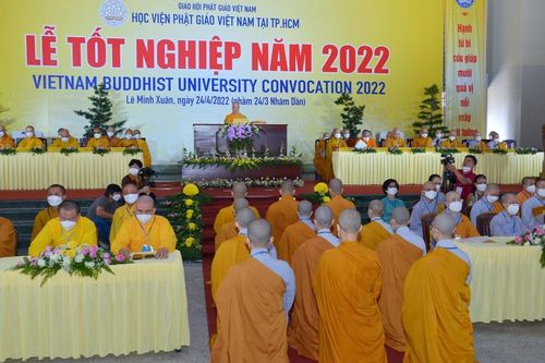 Trang trọng lễ tốt nghiệp năm 2022 các hệ đào tạo thuộc Học viện Phật giáo VN tại TP.HCM