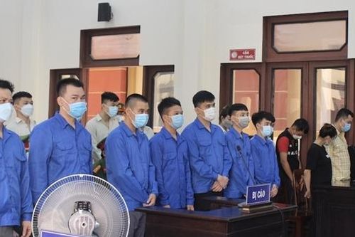 Bản án nghiêm khắc với 19 bị cáo vụ nổ súng ở Tiền Giang